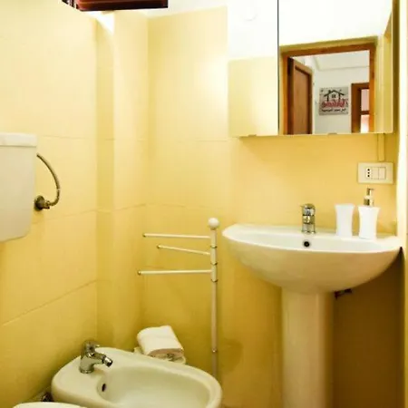Casa Vacanze Serena 別荘 オストゥーニ